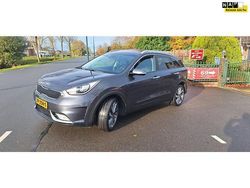 Grijs Gebruikt 2018 Kia Niro SUV | € 16.250 (Eerlijke prijs)