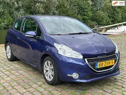Blauw Gebruikt 2013 Peugeot 208 Active Hatchback | € 3.999 (Eerlijke prijs)