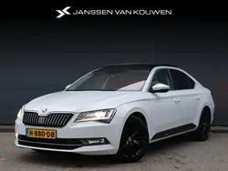 Wit Gebruikt 2020 Skoda Superb Business Line Hatchback | € 25.800 (Eerlijke prijs)