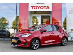 Rood Gebruikt 2024 Toyota Yaris Executive Hatchback | € 29.999 (Duur)