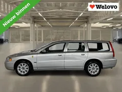 Overige Gebruikt 2005 Volvo V70 Momentum Stationwagen | € 7.950 (Iets duurder)
