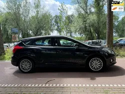 Zwart Gebruikt 2012 Ford Focus Trend Hatchback | € 2.899 (Goede deal)