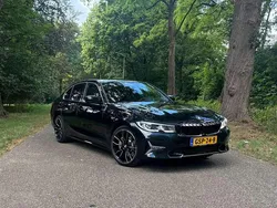 Zwart Gebruikt 2021 BMW 330e Sedan | € 31.750 (Goede deal)