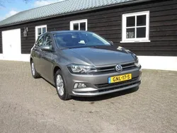 Grijs Gebruikt 2020 VW Polo Highline Hatchback | € 18.450 (Eerlijke prijs)
