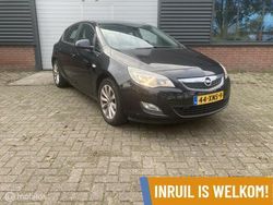Zwart Gebruikt 2012 Opel Astra Cosmo Hatchback | € 4.350 (Eerlijke prijs)