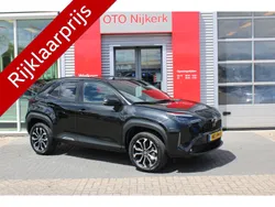 Zwart Gebruikt 2024 Toyota Yaris Cross Limited SUV | € 29.400 (Eerlijke prijs)