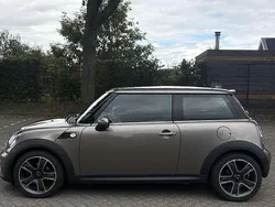 Bruin Gebruikt 2011 Mini ONE Hatchback | € 5.975 (Eerlijke prijs)