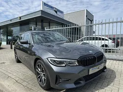 Grijs Gebruikt 2021 BMW 330 Sport Line Sedan | € 30.750 (Goede deal)