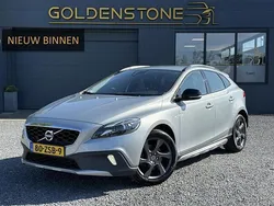 Grijs Gebruikt 2013 Volvo V40 CC Summum Stationwagen | € 9.949 (Eerlijke prijs)