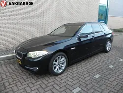 Zwart Gebruikt 2012 BMW 525 Executive Stationwagen | € 11.350