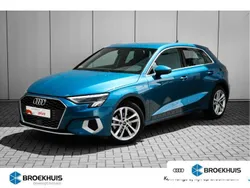 Blauw Gebruikt 2023 Audi A3 Sportback Advanced Hatchback | € 28.945 (Eerlijke prijs)