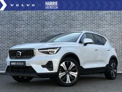 Wit Gebruikt 2022 Volvo XC40 Plus SUV | € 37.694 (Eerlijke prijs)