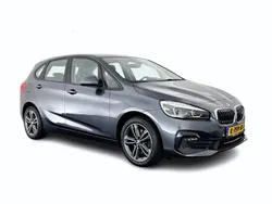 Mineral grey (grijs metallic) Gebruikt 2021 BMW 218 Executive Stationwagen | € 17.445 (Goede deal)