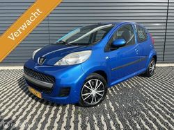 Blauw Gebruikt 2010 Peugeot 107 Urban Move Hatchback | € 1.899 (Eerlijke prijs)