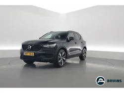 Zwart Gebruikt 2022 Volvo XC40 R-Design SUV | € 34.900 (Goede deal)