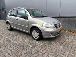 Beige Gebruikt 2005 Citroën C3 Attraction Hatchback | € 999 (Goede deal)