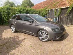 Grijs Gebruikt 2014 Seat Leon Stationwagen | € 5.000 (Duur)