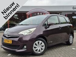 Paars Gebruikt 2012 Toyota Verso-S MPV | € 7.840 (Eerlijke prijs)