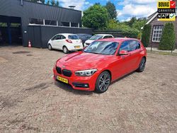 Rood Gebruikt 2019 BMW 118 Executive Hatchback | € 19.450 (Super prijs)