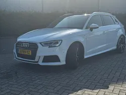 Wit Gebruikt 2017 Audi A3 Sportback S-Line Hatchback | € 20.499 (Eerlijke prijs)
