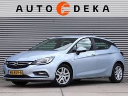 Blauw Gebruikt 2016 Opel Astra Edition Hatchback | € 7.950 (Goede deal)