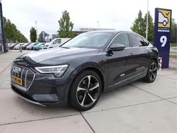 Grijs Gebruikt 2022 Audi e-tron Sportback Advanced SUV | € 43.949 (Eerlijke prijs)