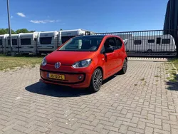 Oranje Gebruikt 2013 VW up! Groove Hatchback | € 6.250 (Iets duurder)