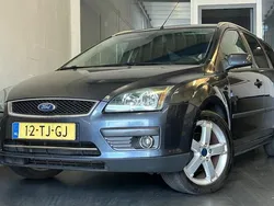 Grijs Gebruikt 2006 Ford Focus Futura Stationwagen | € 1.495 (Goede deal)