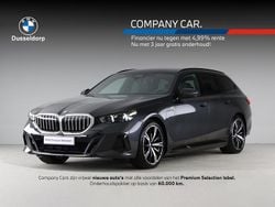Grijs Gebruikt 2025 BMW 530e M Sport Stationwagen | € 67.900