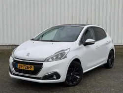 Wit Gebruikt 2016 Peugeot 208 Allure Hatchback | € 9.249 (Eerlijke prijs)