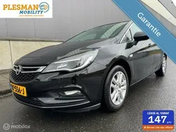 Zwart Gebruikt 2018 Opel Astra Edition Stationwagen | € 7.900 (Goede deal)