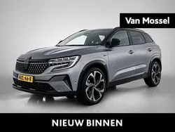 Gris schiste satin Gebruikt 2025 Renault Austral Iconic Esprit Alpine SUV | € 41.940