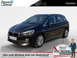 Zwart Gebruikt 2019 BMW 218 Executive Stationwagen | € 18.950 (Goede deal)