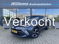 Grijs Gebruikt 2024 Toyota C-HR Connect Style SUV | € 31.799 (Goede deal)
