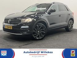 Zwart Gebruikt 2021 VW T-Roc Style SUV | € 17.450 (Goede deal)