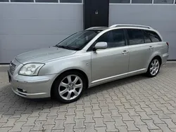Grijs Gebruikt 2004 Toyota Avensis Sol Stationwagen | € 2.750 (Eerlijke prijs)