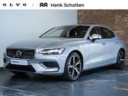 Grijs Gebruikt 2024 Volvo S60 Ultimate Sedan | € 44.950 (Iets duurder)