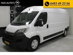 Wit Gebruikt 2023 Opel Movano Edition Van | € 33.900