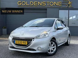 Grijs Gebruikt 2015 Peugeot 208 Style Hatchback | € 7.749 (Eerlijke prijs)