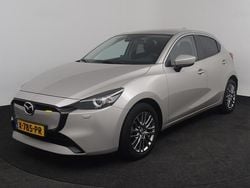 Platinum quartz (bruin metallic) Gebruikt 2023 Mazda 2 Hatchback | € 18.940 (Eerlijke prijs)