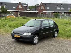 Zwart Gebruikt 2000 Peugeot 106 Hatchback | € 999