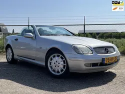 Grijs Gebruikt 1997 Mercedes SLK230 Cabriolet | € 3.450 (Eerlijke prijs)