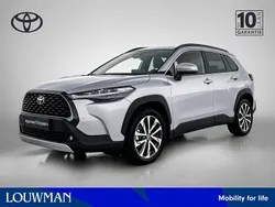 Grijs metallic Gebruikt 2025 Toyota Corolla Cross Style SUV | € 37.945 (Eerlijke prijs)