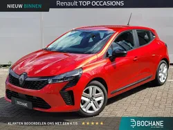 Rood Gebruikt 2023 Renault Clio V Evolution Hatchback | € 22.740 (Eerlijke prijs)