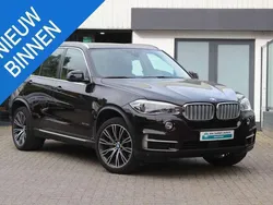 Zwart Gebruikt 2017 BMW X5 Executive SUV | € 35.960 (Eerlijke prijs)