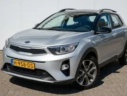 Grijs Gebruikt 2020 Kia Stonic SUV | € 15.900 (Eerlijke prijs)