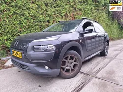 Zwart Gebruikt 2016 Citroën C4 Cactus PureTech Hatchback | € 4.100 (Super prijs)
