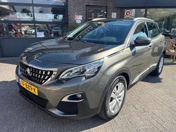 Grijs, metallic lak Gebruikt 2018 Peugeot 3008 SUV | € 13.950 (Eerlijke prijs)