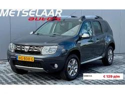 Grijs, metallic lak Gebruikt 2015 Dacia Duster Anniversary SUV | € 10.650 (Eerlijke prijs)