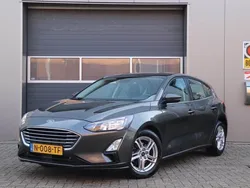 Grijs Gebruikt 2022 Ford Focus Business Edition Hatchback | € 18.000 (Goede deal)